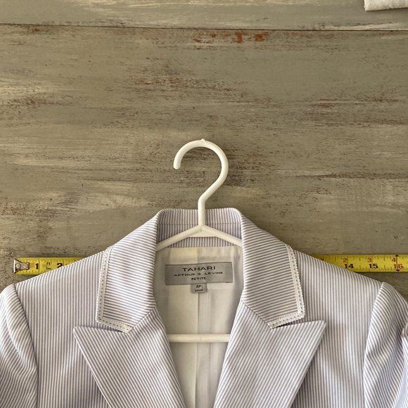 Tahari soft bluish grey striped cotton lined blazer - Picture 10 of 13